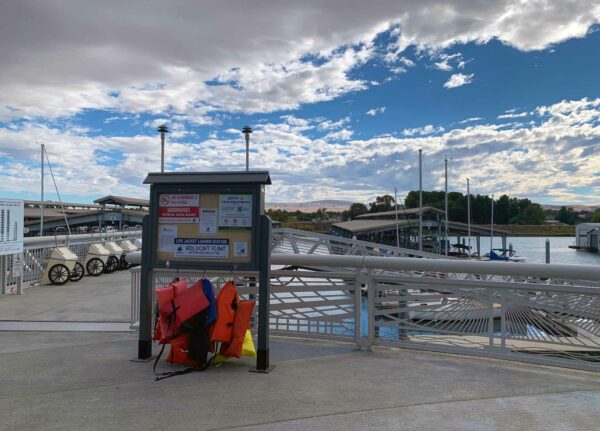 The loaner life jackets kiosk near the Marina on Clover Island.
